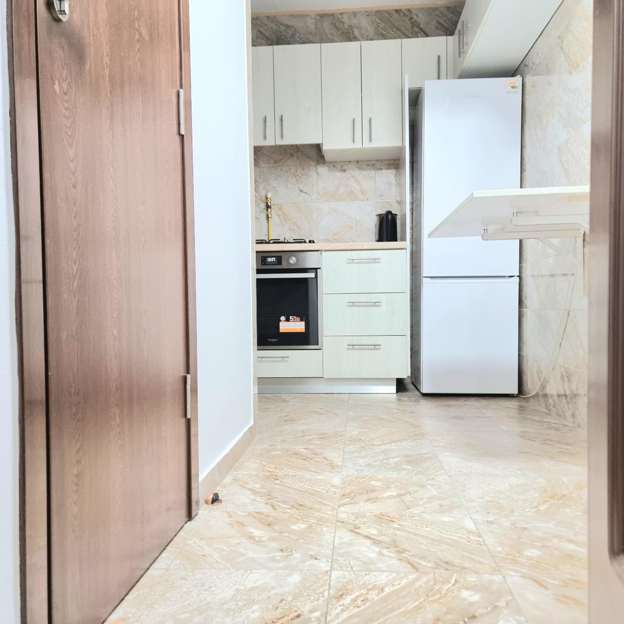 Chic Sanctuary One-bedroom Retreat With Spectacular Landmark Views Of The Concert Hall *